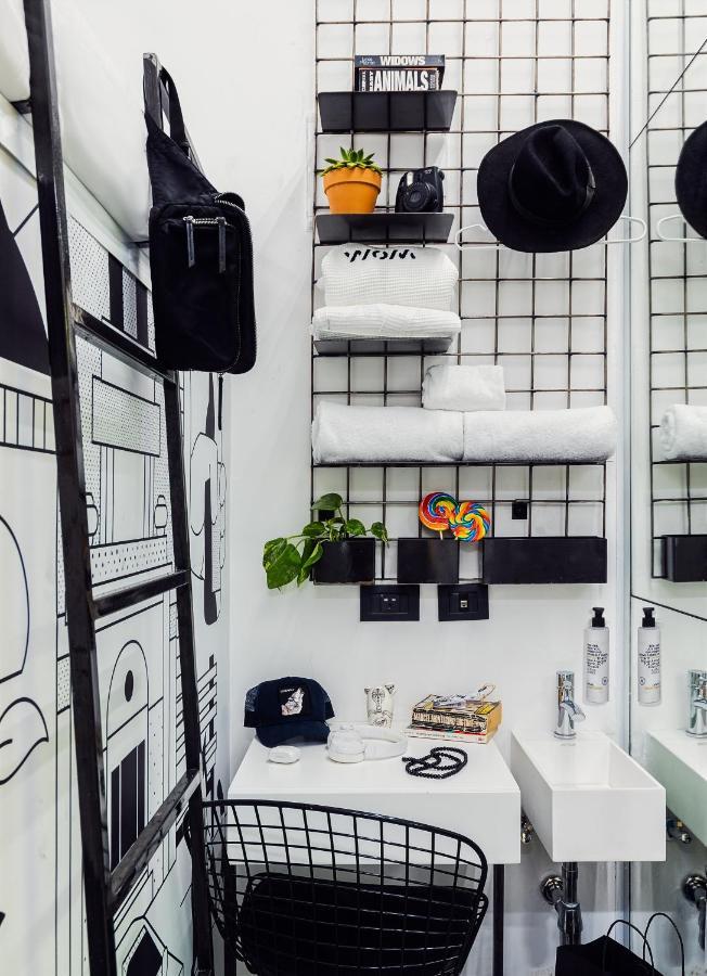 Wom Allenby Pod Hotel 텔아비브 외부 사진