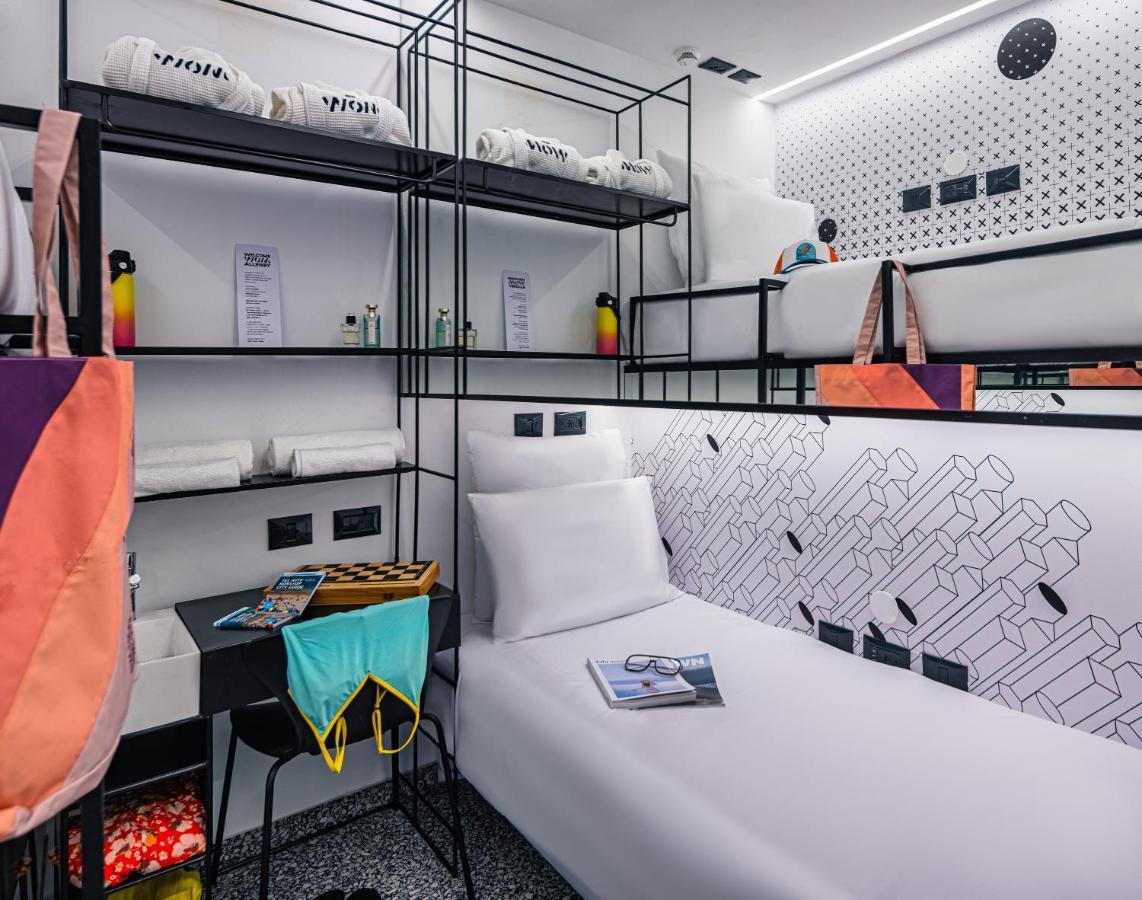 Wom Allenby Pod Hotel 텔아비브 외부 사진